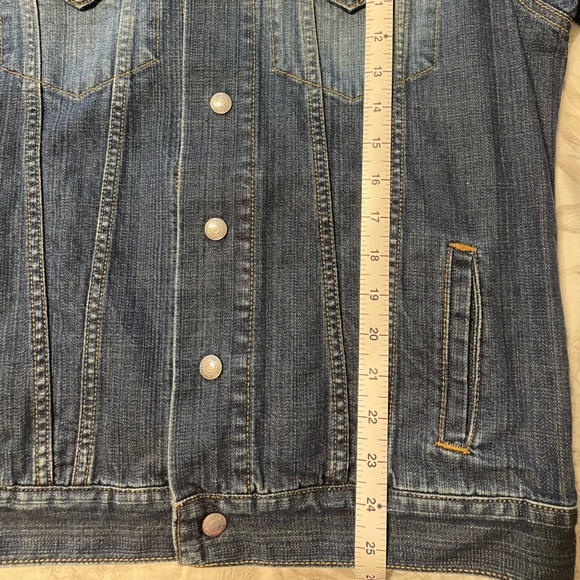 Levi's Classic Blue Denim Trucker Jacket - Picture 5 of 6